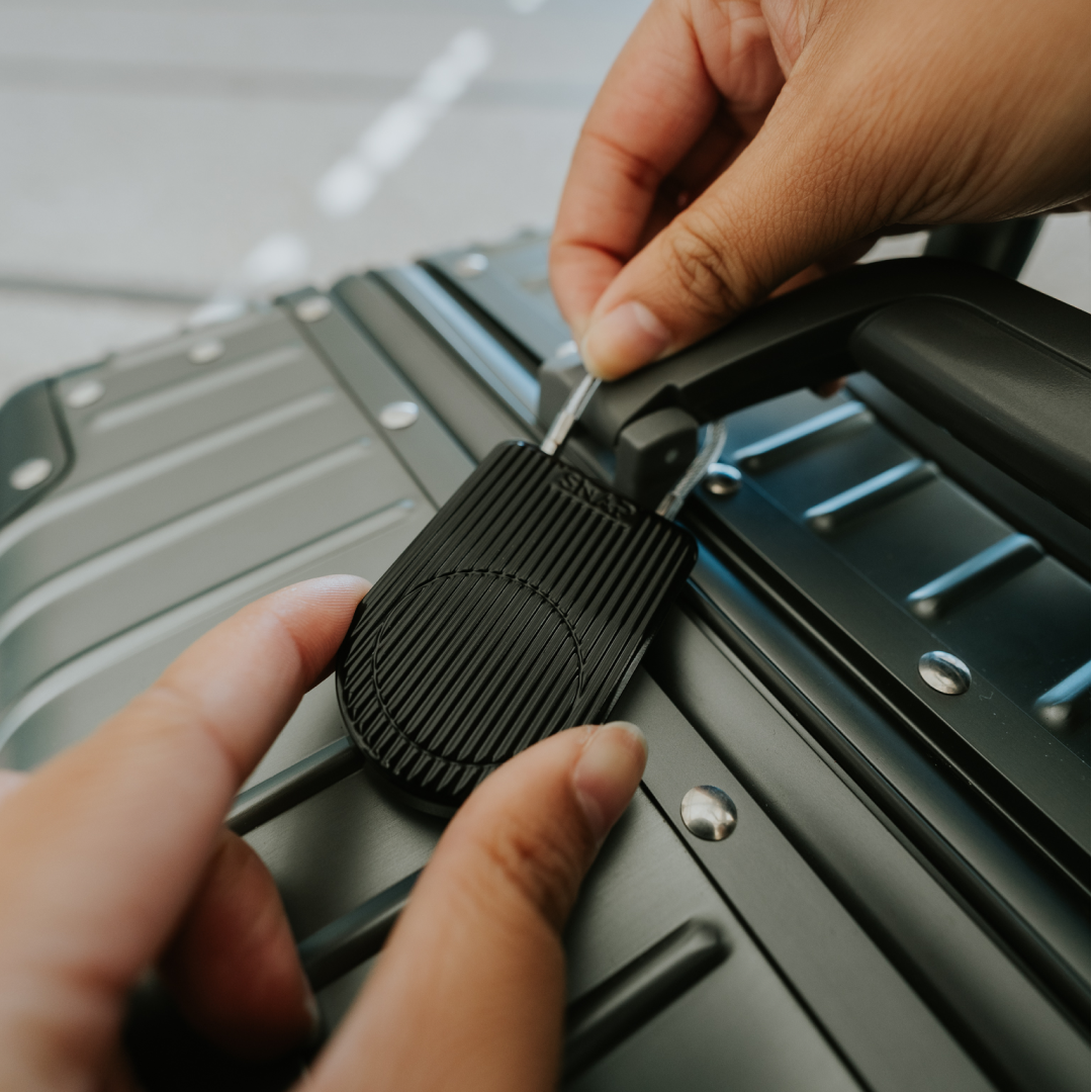 Trvlr Tag Pro - Premium Luggage Tracker